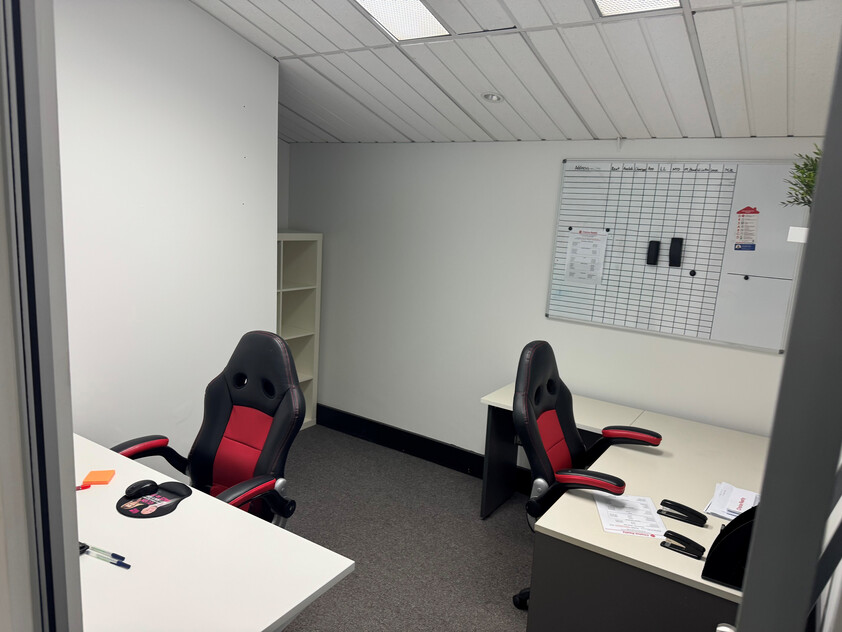 First Floor Offices with Amazing Exposure - READY TO MOVE INTO!