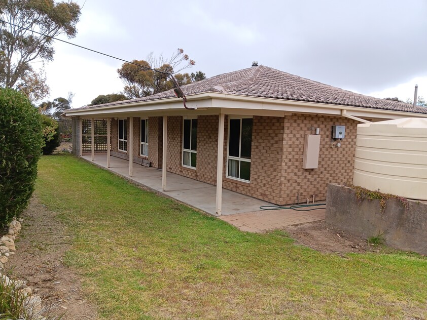 Semi-rural property in the heart of Goolwa North