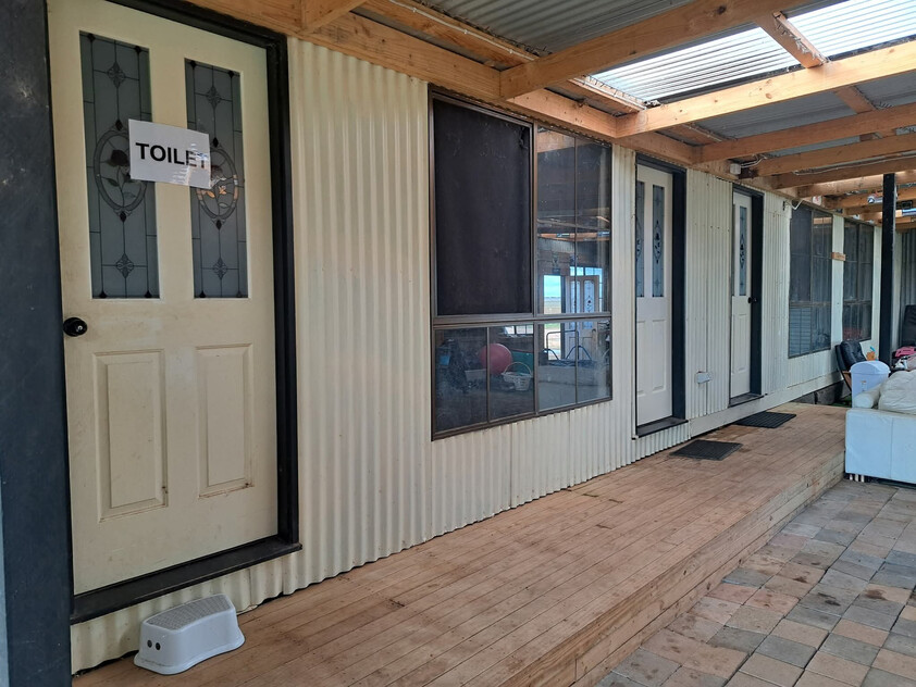 Spacious Hobby Farm on 28 Acres 10 Minutes from Donald