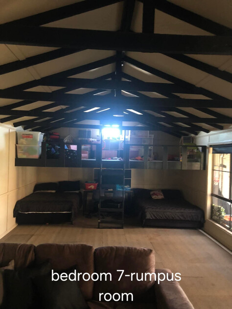 Spacious Hobby Farm on 28 Acres 10 Minutes from Donald