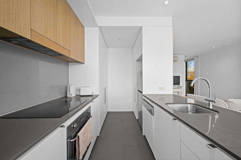 Lowanna St - architectural award winning apartment