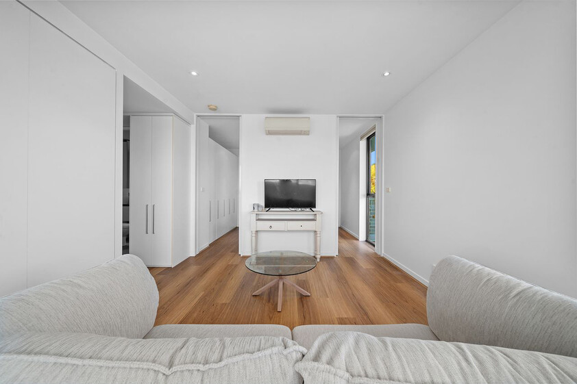 Lowanna St - architectural award winning apartment