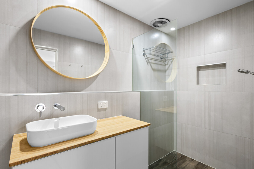 Dual Living and Entertainer’s Dream
