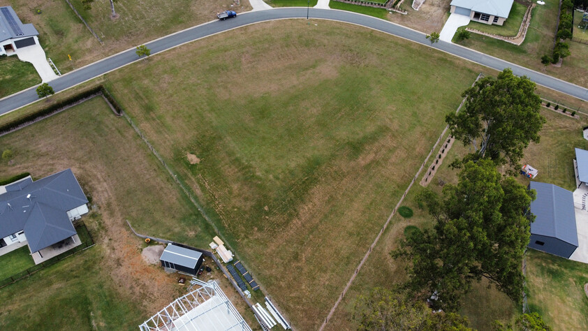 The Last Block in Highland Court - 4262m with Views and Room to Build your Dream.
