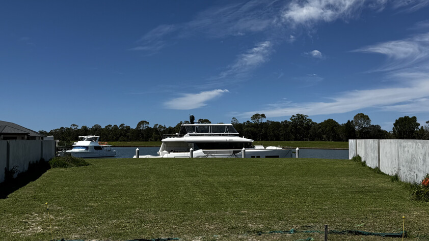 Unique Waterfront land (including 22 meter pontoon)