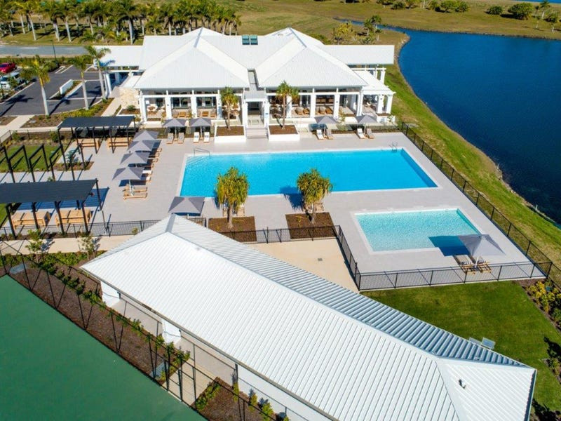 Unique Waterfront land , 22 meter pontoon
