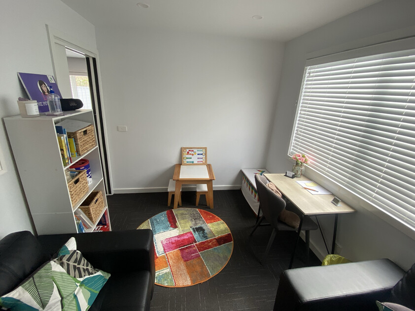 Clinic Room Available for Full-Time or Part-Time Rent