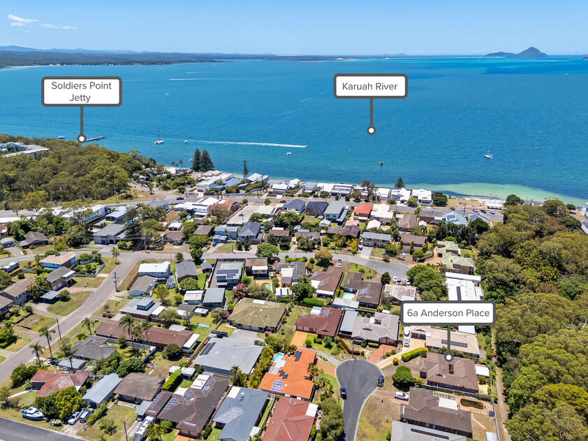 LOCATION, LIFESTYLE & LOW-MAINTENANCE LIVING BY THE BEACH