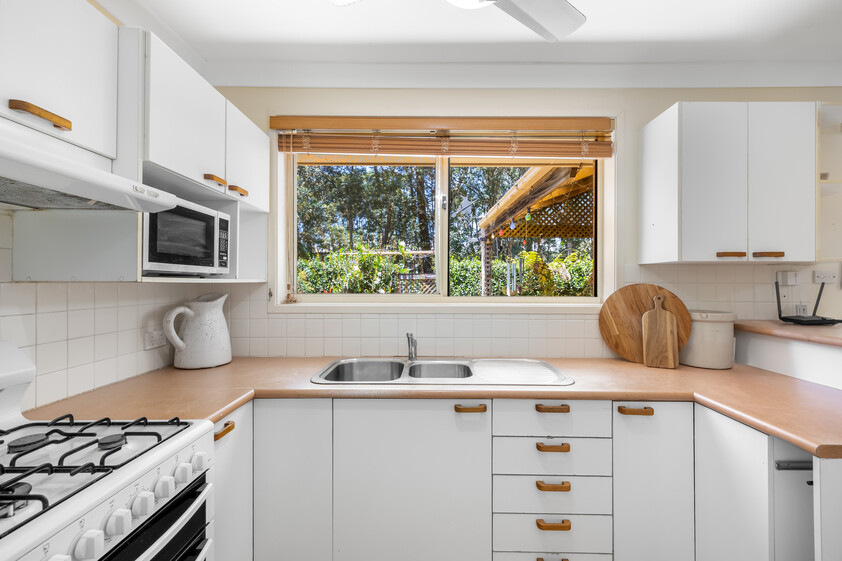 LOCATION, LIFESTYLE & LOW-MAINTENANCE LIVING BY THE BEACH