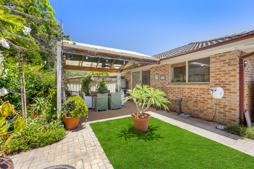 LOCATION, LIFESTYLE & LOW-MAINTENANCE LIVING BY THE BEACH