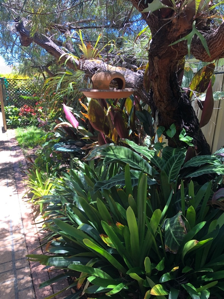 LOCATION, LIFESTYLE & LOW-MAINTENANCE LIVING BY THE BEACH
