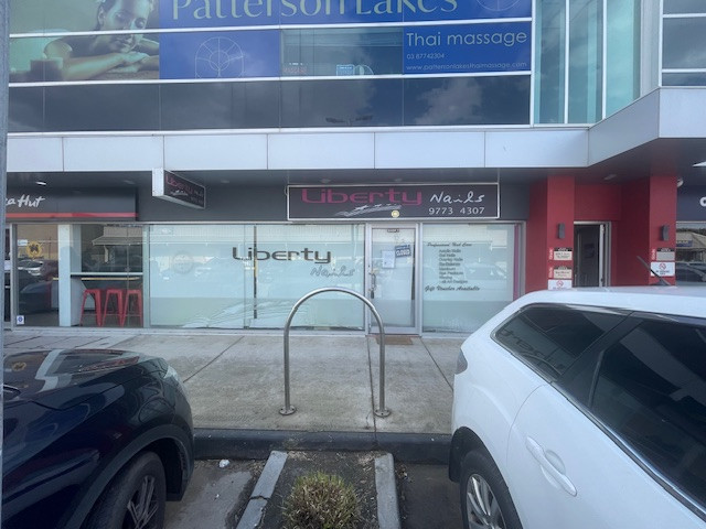 FREE NAIL BUSINESS WITH COMPLETE FITOUT FREE.