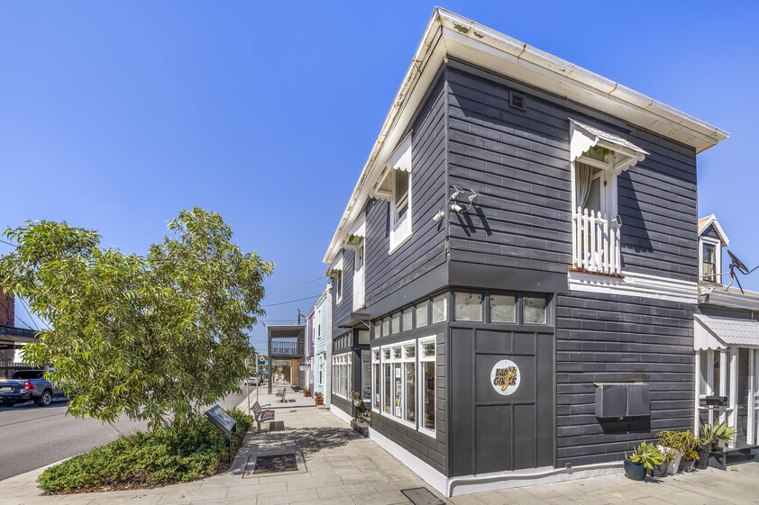 Landmark Mixed-Use Opportunity - Prominent Corner Position Option of a Delayed Settlement