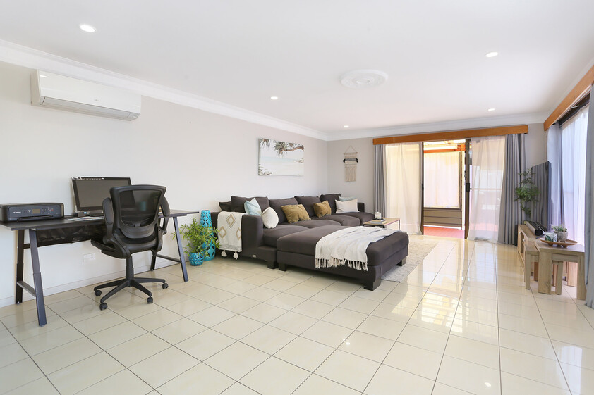 Endless Possibilities: Spacious Family Home with Granny Flat & Studio in Caringbah North or Renovators Dream with Dual Occupancy Potential.