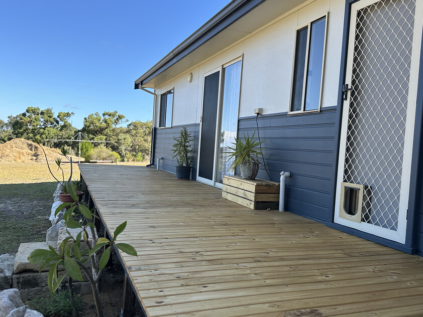 Modern Rural Retreat with Large Living, Massive Shed & Nature Reserve Outlook
