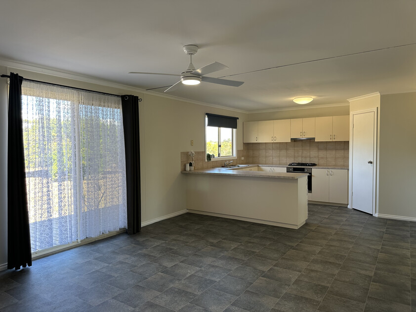Modern Rural Retreat with Large Living, Massive Shed & Nature Reserve Outlook