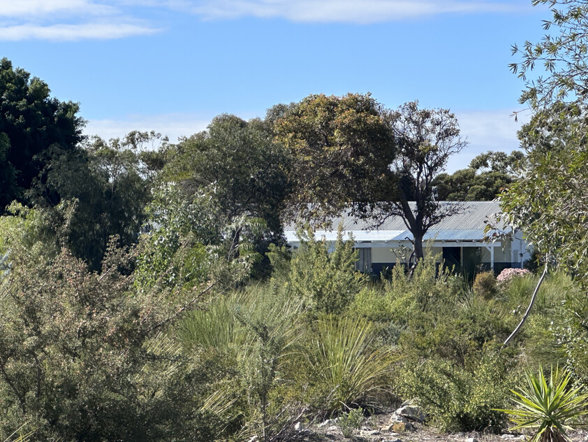 Modern Rural Retreat with Large Living, Massive Shed & Nature Reserve Outlook