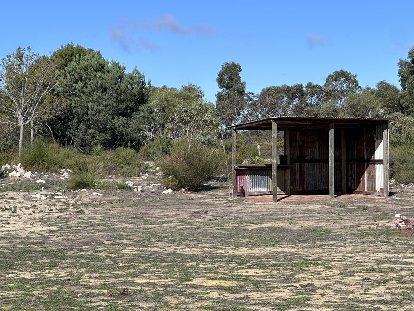 Modern Rural Retreat with Large Living, Massive Shed & Nature Reserve Outlook