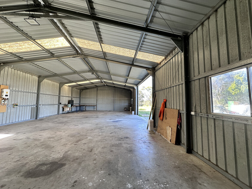 Modern Rural Retreat with Large Living, Massive Shed & Nature Reserve Outlook