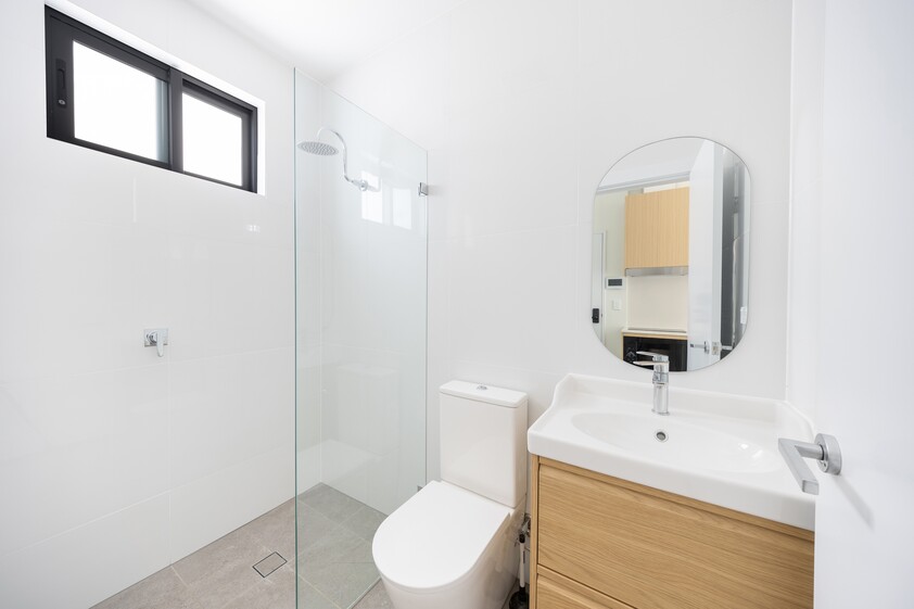 Nearly-New Premier Furnished Studios in Heart of Epping