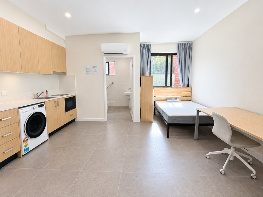 Nearly-New Premier Furnished Studios in Heart of Epping