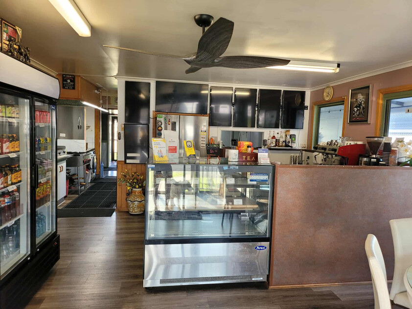 Farmhouse Coffee Lounge