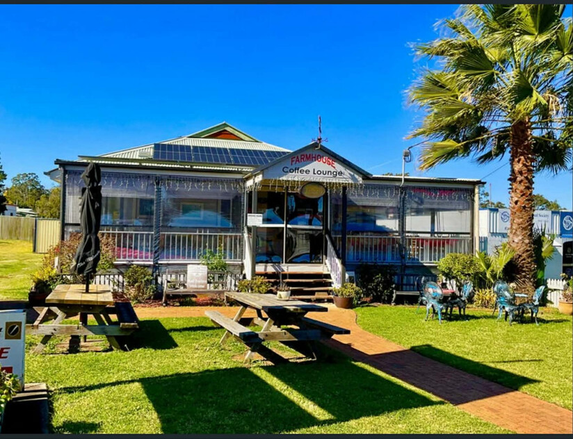 Farmhouse Coffee Lounge