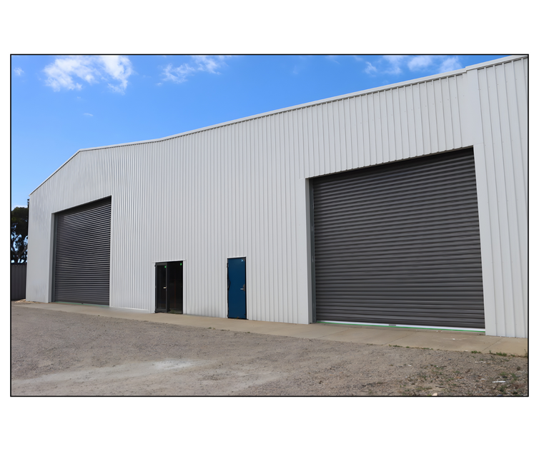Large Commercial Shed Now Available