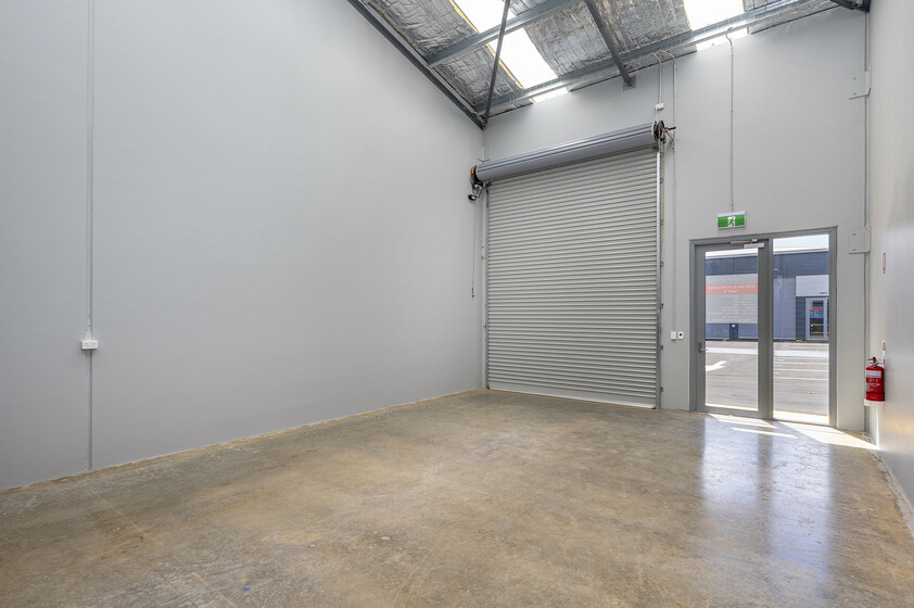 Light Industrial Unit in Central Location