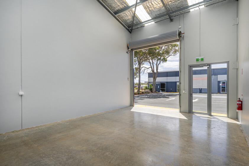 Light Industrial Unit in Central Location