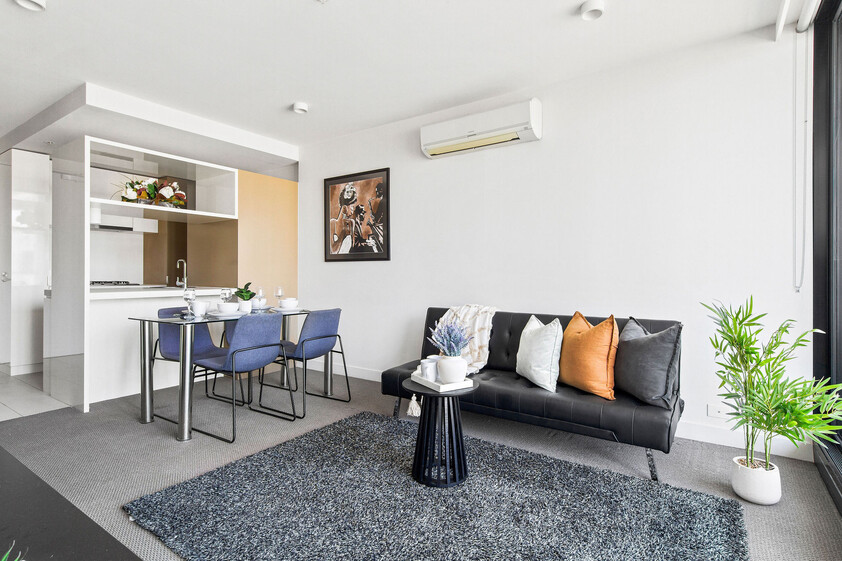 Stylish 2 bedroom CBD living with Car Park & Resort-Style Amenities