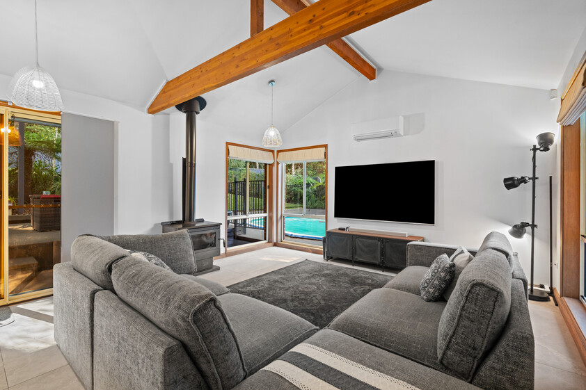 Private Poolside Sanctuary with Easy Sydney Access