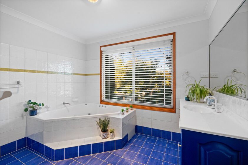 Private Poolside Sanctuary with Easy Sydney Access