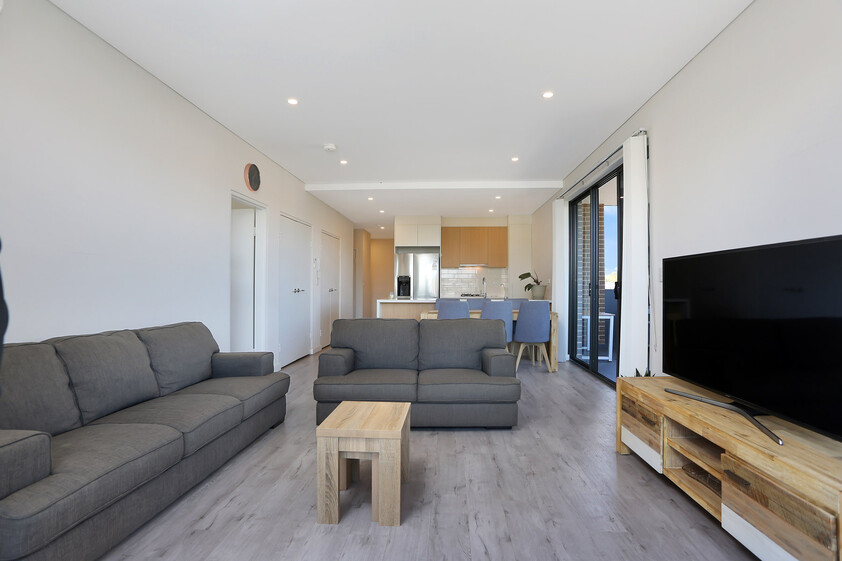 MODERN APARTMENT LIVING WITH QUALITY FEATURES