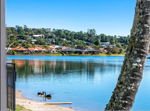 West facing Lakeside Townhouse + Resort Facilities