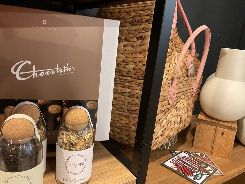 Established Florist & Giftware Business WIWO