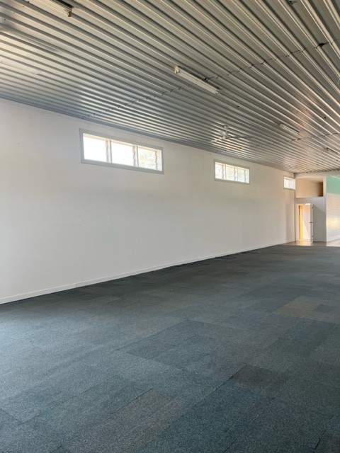 HIGH-EXPOSURE CORNER PREMISES 500SQM | FLOOD-FREE | FLEXIBLE USE