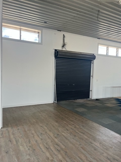 HIGH-EXPOSURE CORNER PREMISES 500SQM | FLOOD-FREE | FLEXIBLE USE