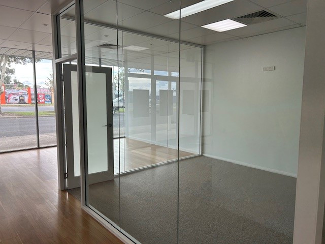 Commercial Building For Lease