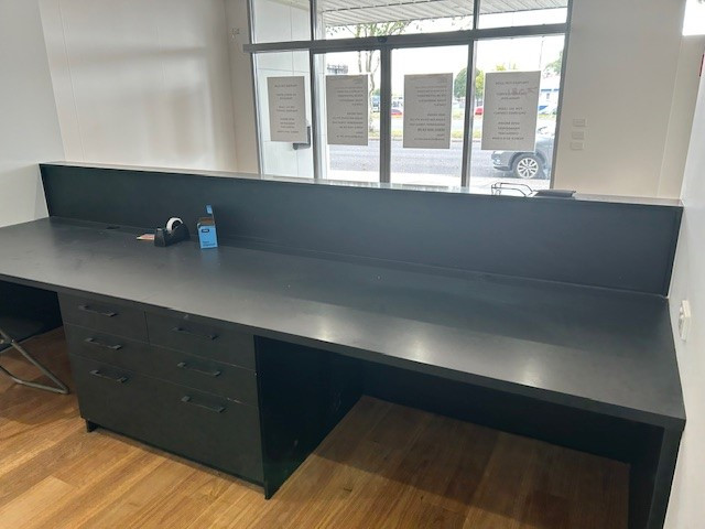Commercial Building For Lease