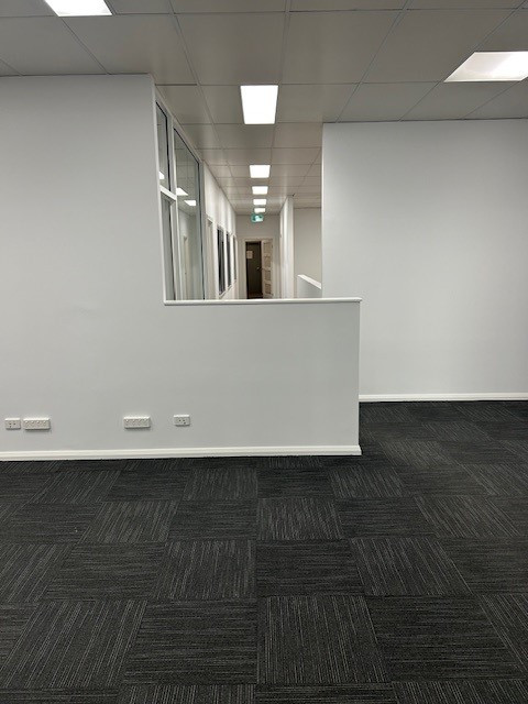 Commercial Building For Lease