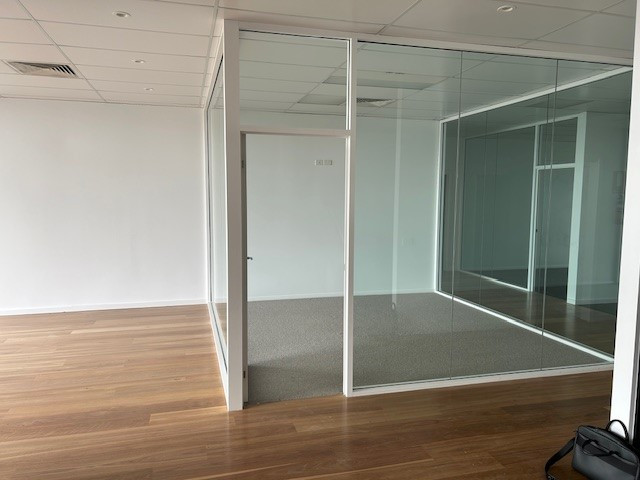 Commercial Building For Lease