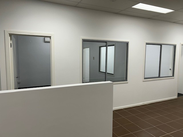 Commercial Building For Lease