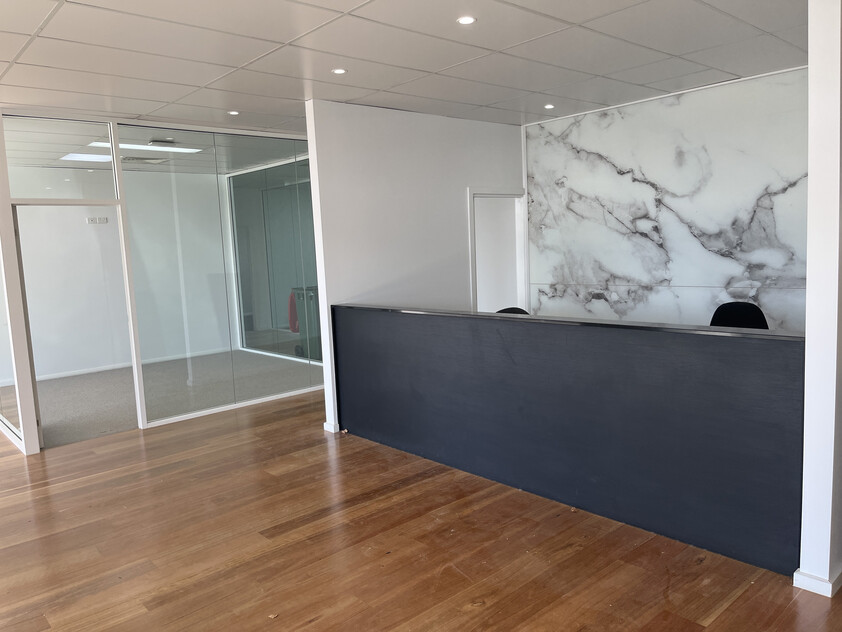 Commercial Building For Lease