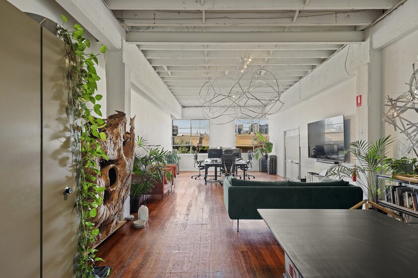 Fitzroy Studio / Office With City View