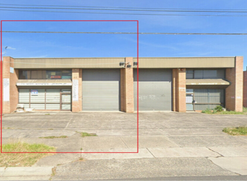 FREEHOLD COMMERCIAL PROPERTY WITH ENGINEERING & INDUSTRIAL SUPPLIES (WHOLESALE & TRADE) BUSINESS