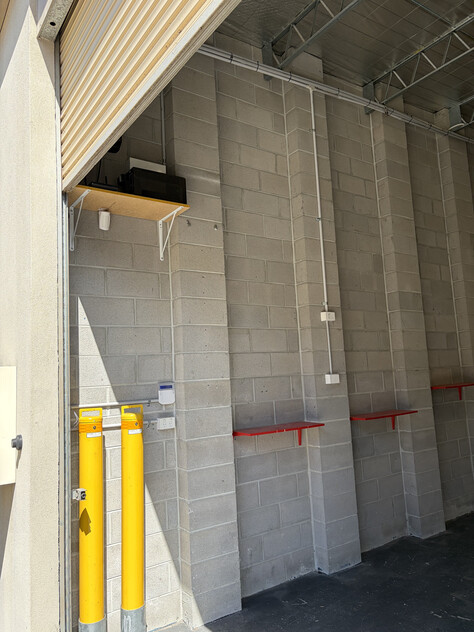 MINI WAREHOUSE GATED