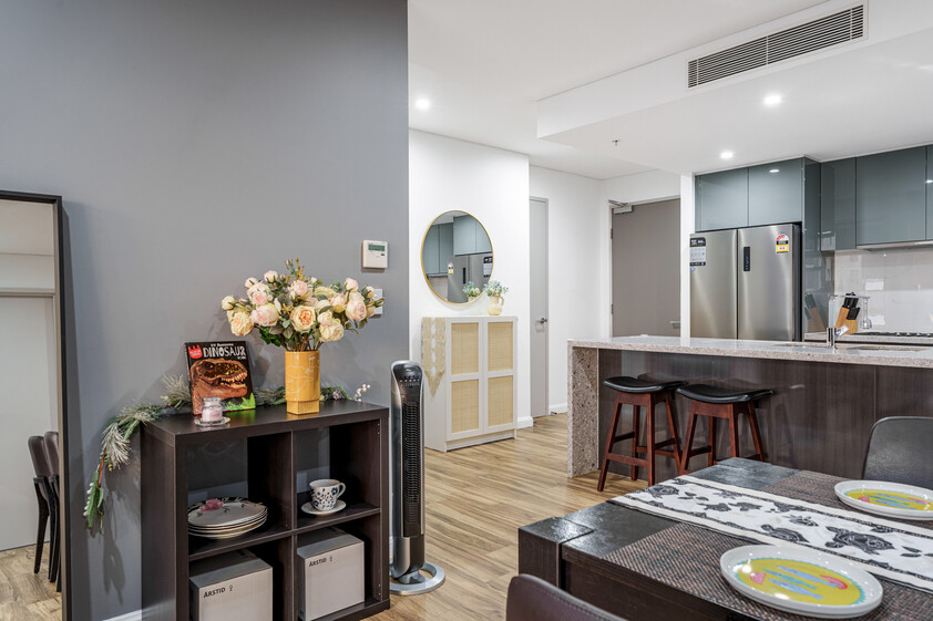 3-Bedroom Apartment with Resort Facilities & 2 Car Spaces