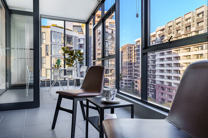 3-Bedroom Apartment with Resort Facilities & 2 Car Spaces