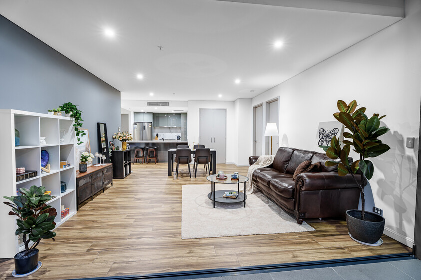 3-Bedroom Apartment with Resort Facilities & 2 Car Spaces